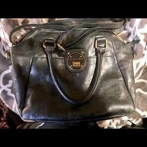 Elliott Lucca Black leather purse